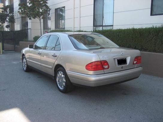 1999 Mercedes-Benz E-Class SXT