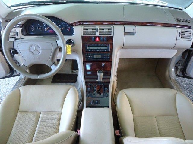 1999 Mercedes-Benz E-Class SXT