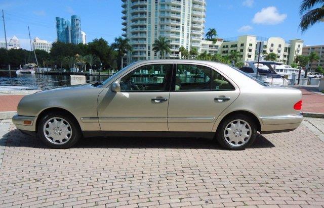 1999 Mercedes-Benz E-Class SXT