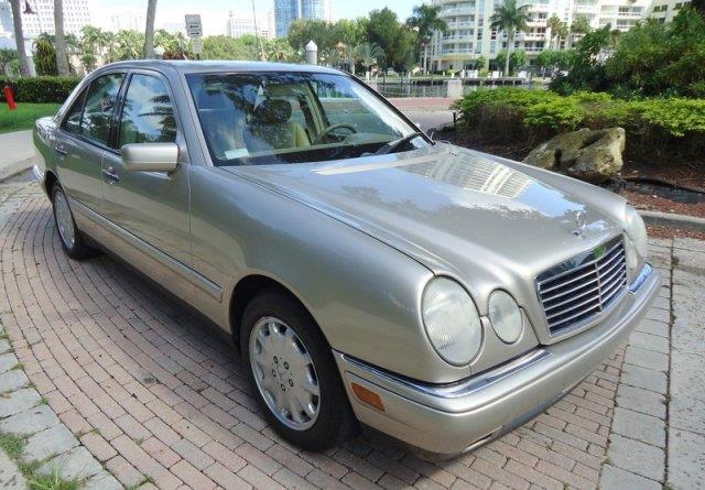 1999 Mercedes-Benz E-Class SXT