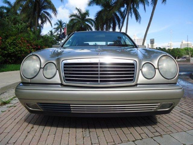 1999 Mercedes-Benz E-Class SXT