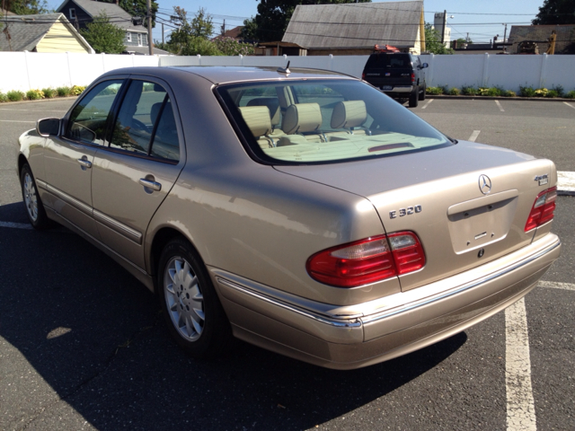 2000 Mercedes-Benz E-Class 3.2 Quattro S Line 51k Miles