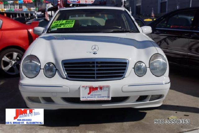 2000 Mercedes-Benz E-Class SXT