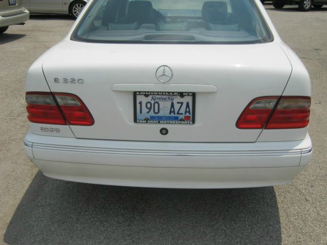 2000 Mercedes-Benz E-Class Unknown