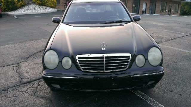 2000 Mercedes-Benz E-Class Unknown