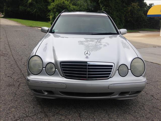 2000 Mercedes-Benz E-Class SXT