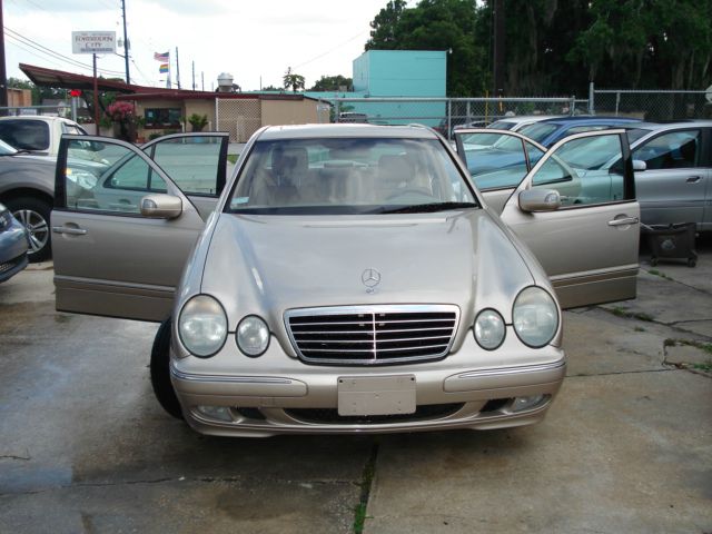 2000 Mercedes-Benz E-Class SXT