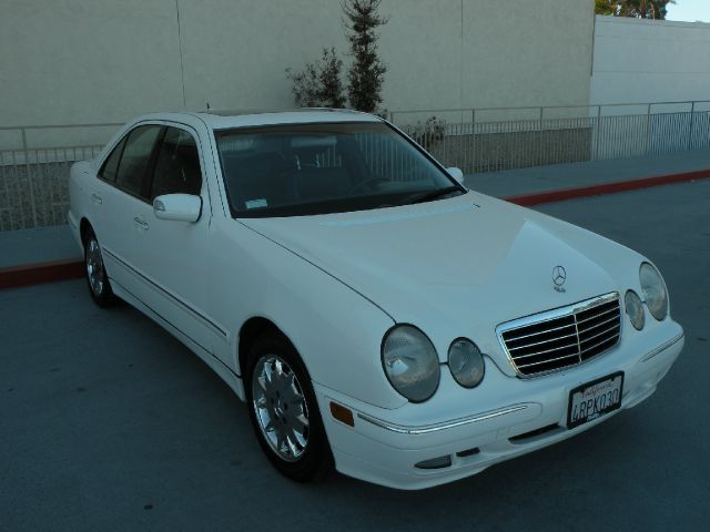 2001 Mercedes-Benz E-Class SXT