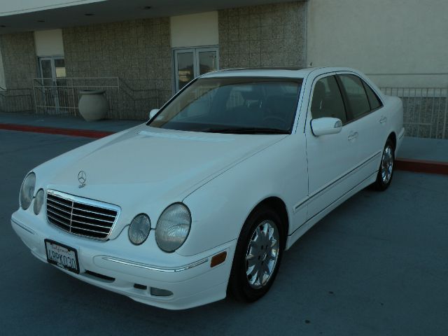 2001 Mercedes-Benz E-Class SXT