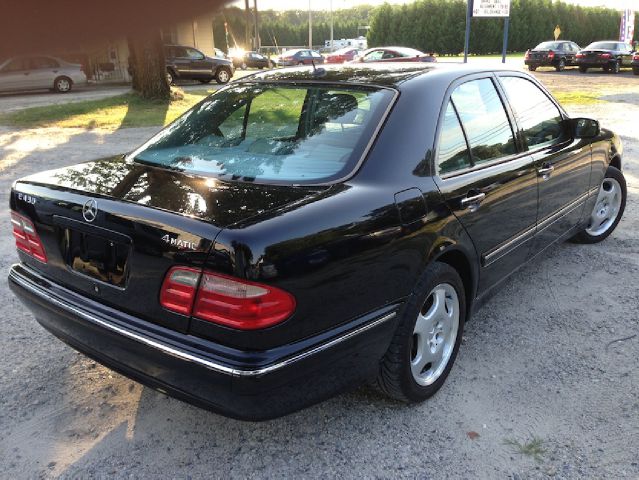 2001 Mercedes-Benz E-Class C230 4dr Sdn 2.3L Kompressor Sedan