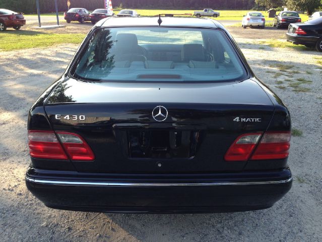 2001 Mercedes-Benz E-Class C230 4dr Sdn 2.3L Kompressor Sedan