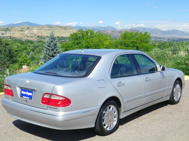 2001 Mercedes-Benz E-Class SXT