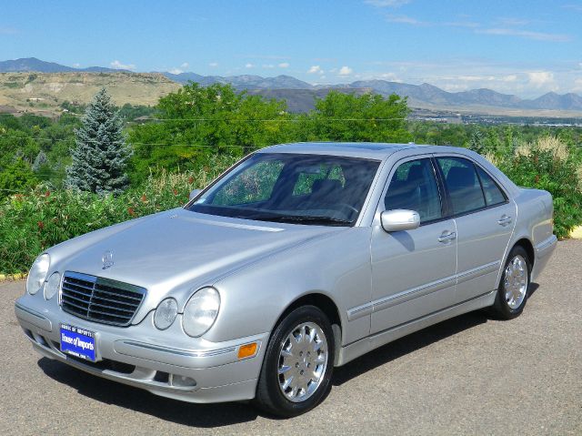 2001 Mercedes-Benz E-Class SXT