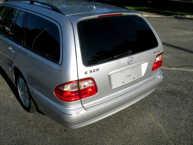 2001 Mercedes-Benz E-Class Technology Package