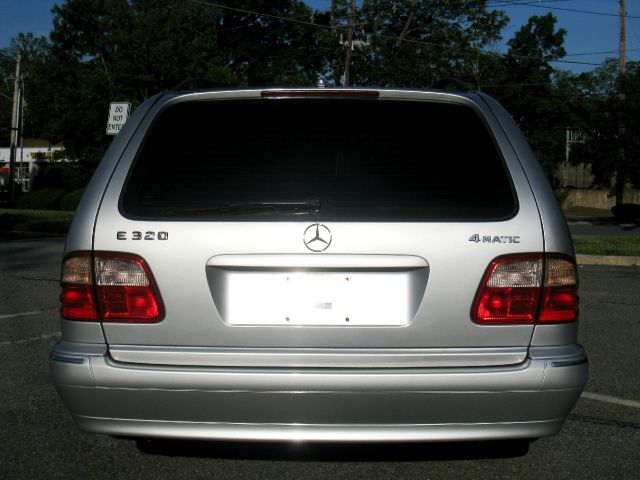 2001 Mercedes-Benz E-Class Technology Package