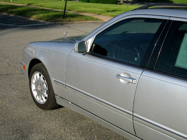 2001 Mercedes-Benz E-Class Technology Package