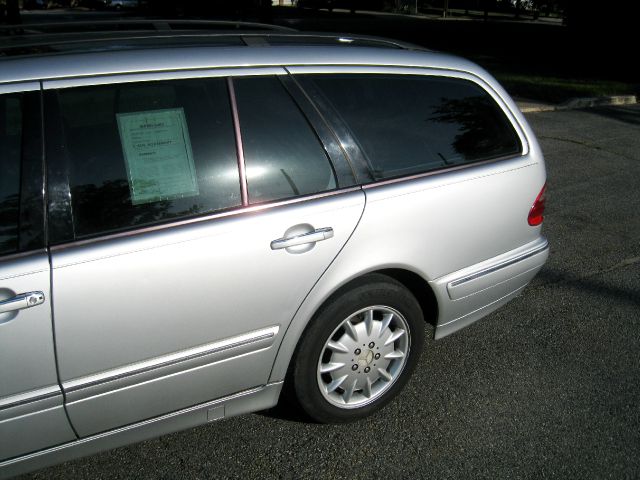 2001 Mercedes-Benz E-Class Technology Package