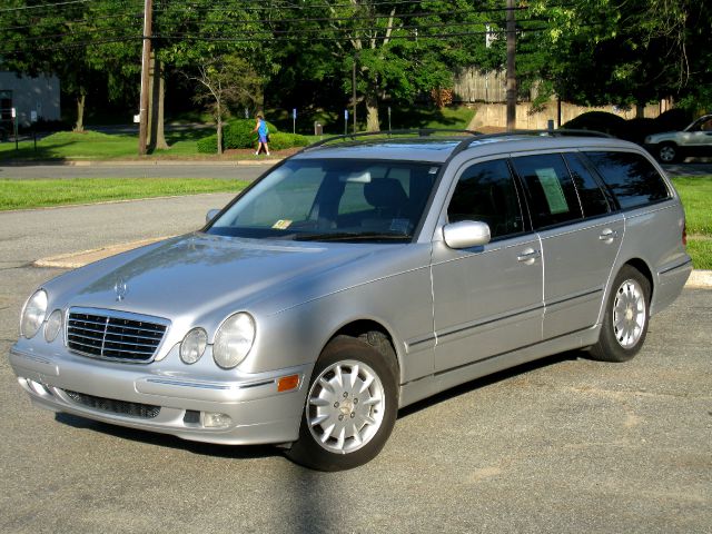 2001 Mercedes-Benz E-Class Technology Package