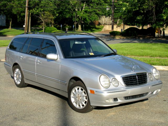 2001 Mercedes-Benz E-Class Technology Package