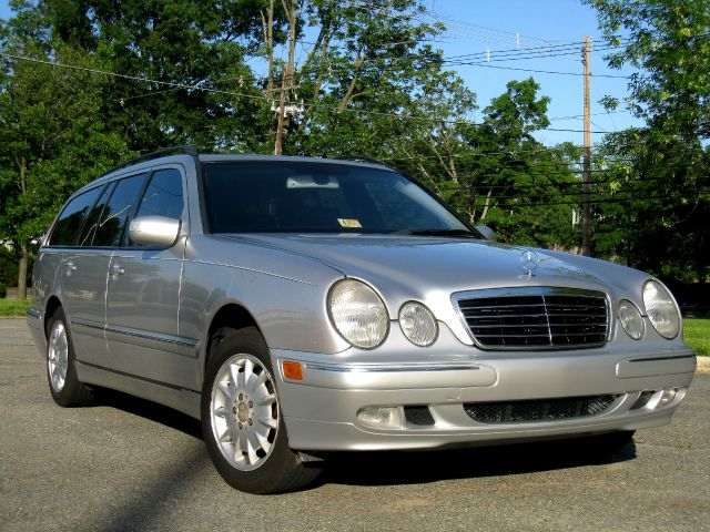 2001 Mercedes-Benz E-Class Technology Package