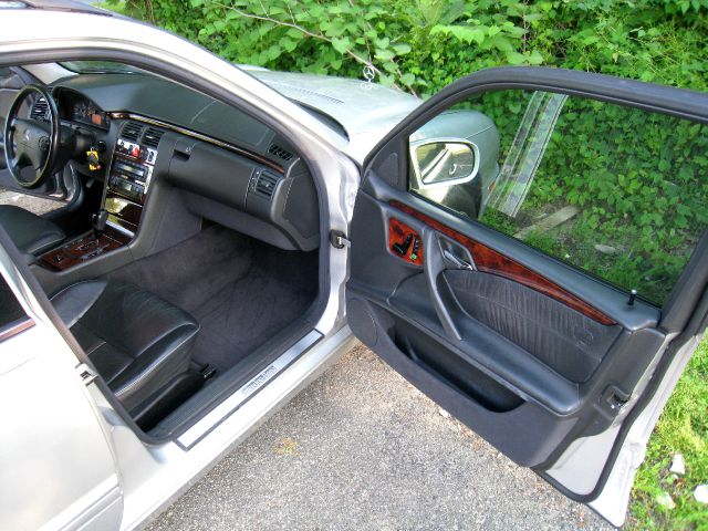 2001 Mercedes-Benz E-Class Technology Package