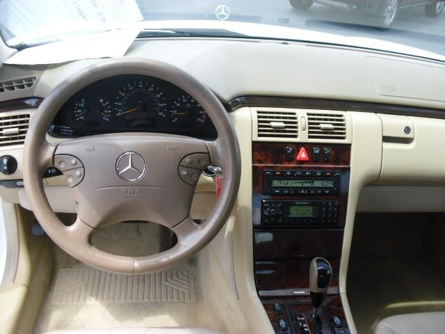 2001 Mercedes-Benz E-Class SXT