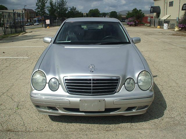 2001 Mercedes-Benz E-Class SXT