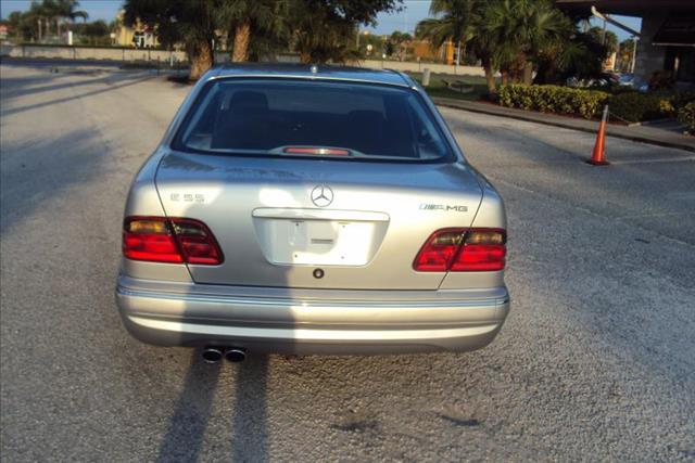 2001 Mercedes-Benz E-Class E350 Luxury W/ P1 NAV