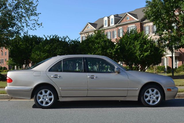 2001 Mercedes-Benz E-Class SXT