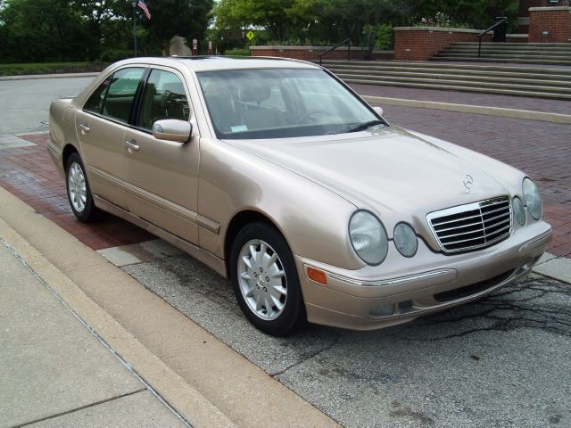 2001 Mercedes-Benz E-Class SXT