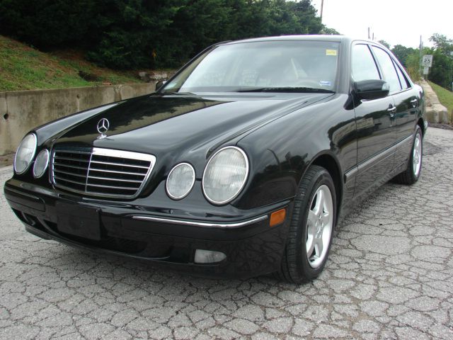 2001 Mercedes-Benz E-Class SXT