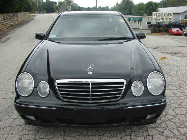 2001 Mercedes-Benz E-Class SXT