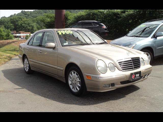 2001 Mercedes-Benz E-Class SXT