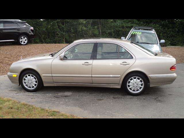 2001 Mercedes-Benz E-Class SXT