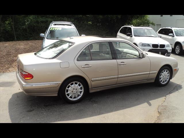 2001 Mercedes-Benz E-Class SXT