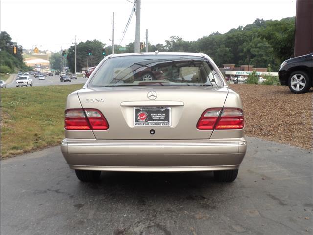 2001 Mercedes-Benz E-Class SXT