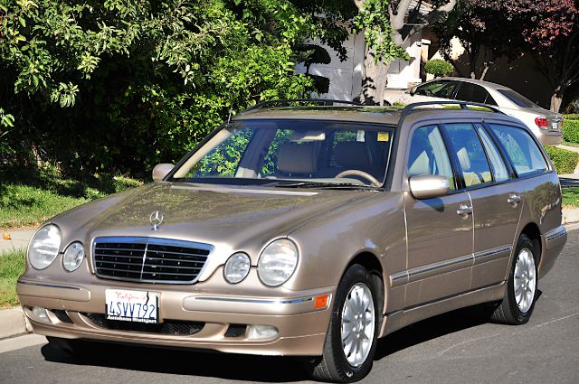 2001 Mercedes-Benz E-Class SXT