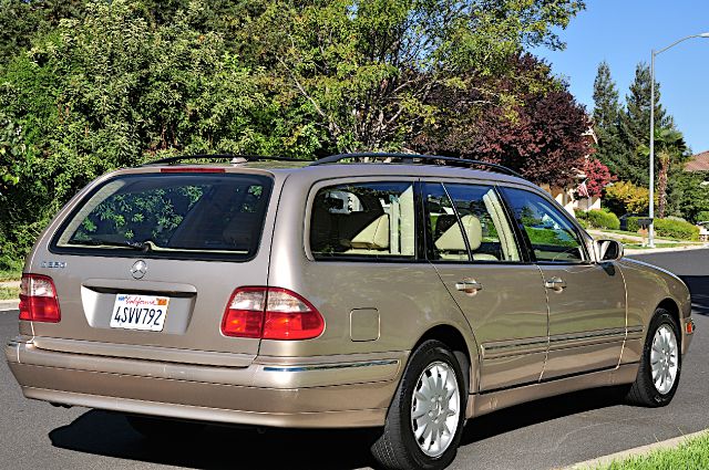 2001 Mercedes-Benz E-Class SXT