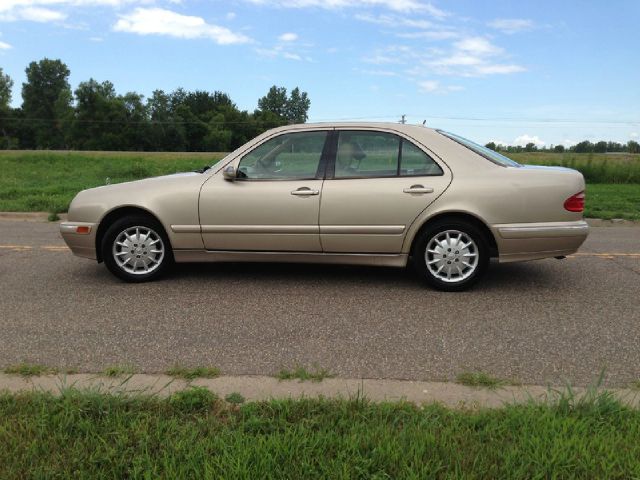 2001 Mercedes-Benz E-Class EX - DUAL Power Doors