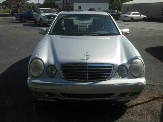 2001 Mercedes-Benz E-Class SXT