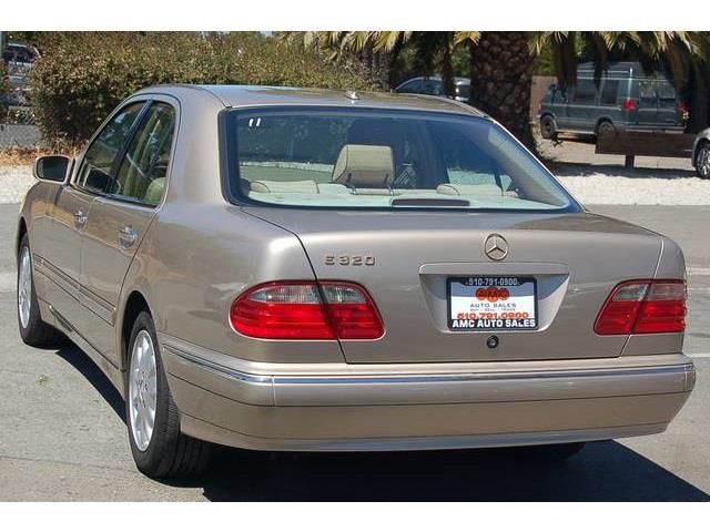 2001 Mercedes-Benz E-Class SXT