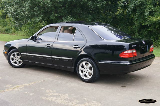 2002 Mercedes-Benz E-Class SXT