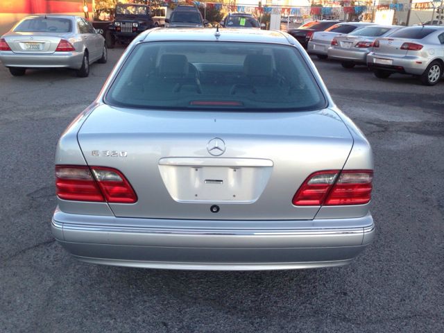 2002 Mercedes-Benz E-Class SXT