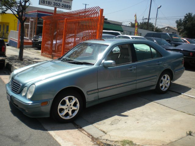 2002 Mercedes-Benz E-Class SXT