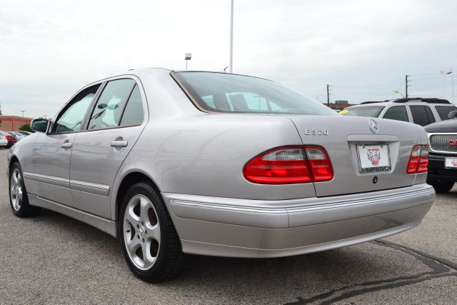 2002 Mercedes-Benz E-Class SXT