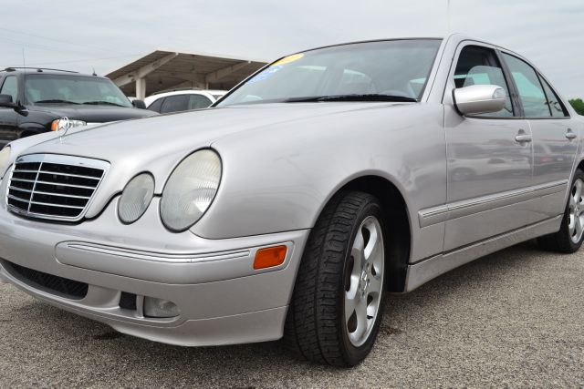 2002 Mercedes-Benz E-Class SXT