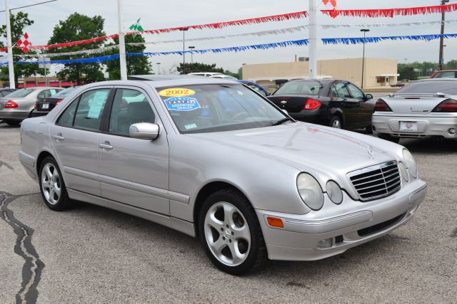 2002 Mercedes-Benz E-Class SXT