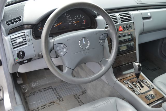 2002 Mercedes-Benz E-Class SXT