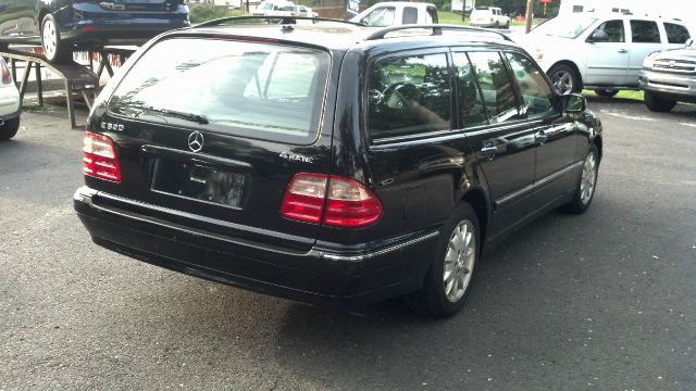 2002 Mercedes-Benz E-Class SXT