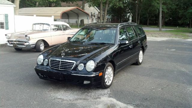 2002 Mercedes-Benz E-Class SXT